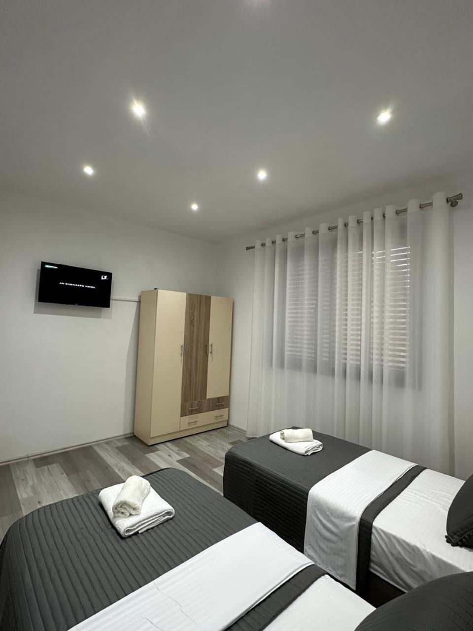 Host Apartments Шкодер Екстер'єр фото