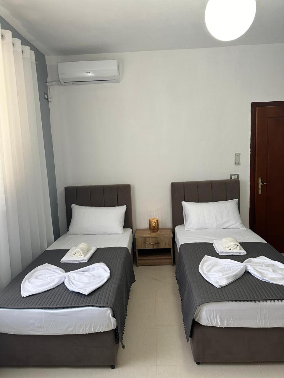 Host Apartments Шкодер Екстер'єр фото